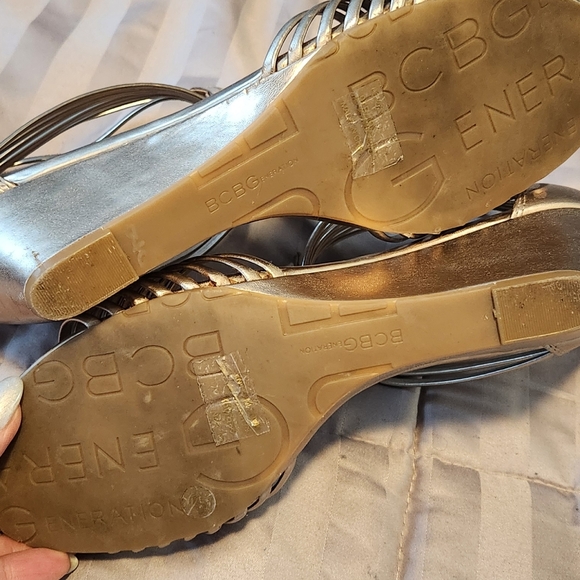 BCBG GENERATION gladiator wedge sandals 9.5 - Picture 4 of 4